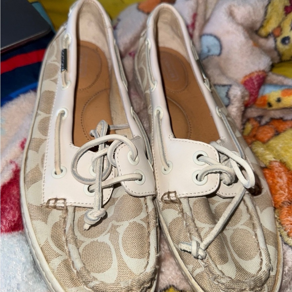 Coach Women's Tan Boat Shoes Size 8